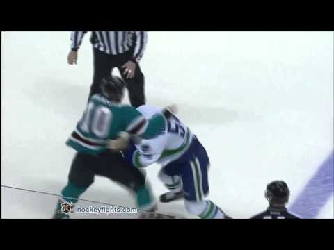 Aaron Volpatti vs Brad Winchester