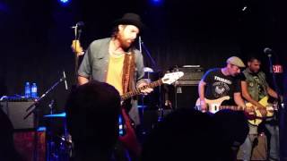 Matt Mays - building a boat - Tide &amp; Boar ballroom, Moncton NB July 23 2016