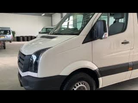 Kikkert Rolstoelauto's - Volkswagen Crafter Rolstoelbus 2.5 TDI L2H2 Met Lift
