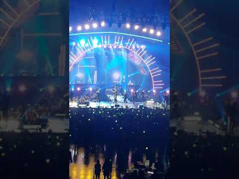 180703 GOT7 2018 World Tour Eyes On You in Toronto - Fly (Remix)