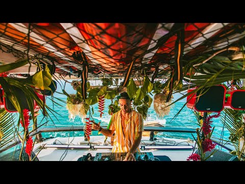 Dre Guazzelli AL MARE - Live Set - Ilhabela (Pt. 1)