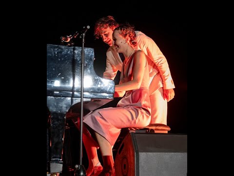 Amazing Piano Duet: Cili Marsall & Julien Brunetaud - Sweet Georgia Brown