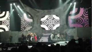 Laura Pausini 31/12/2011 Black or White
