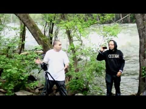 [Behind the Scenes] Divine Bars ft Styles P. & Robb G. "It Ain't Easy"