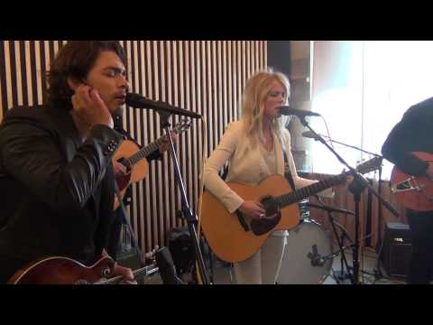 ESCKAZ in Copenhagen: The Common Linnets (The Netherlands) - Love Goes On