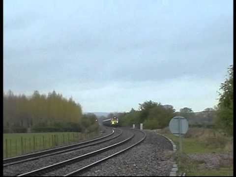 70013 on 6M55 Portbury - Rugeley Passes Moreton on Lugg 28/04/2012