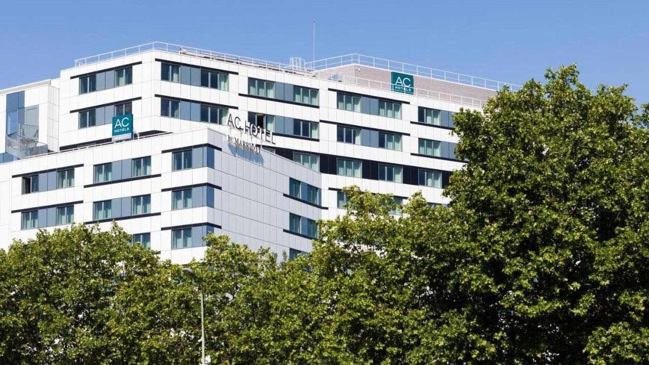 Watch video AC Hotel Paris Porte Maillot by Marriott, Paris, France AC Hotel Paris Porte Maillot by Marriott, Paris, France