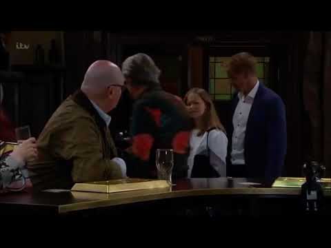 Liv Flaherty 5th July 2018 - liv is back from malta without aaron