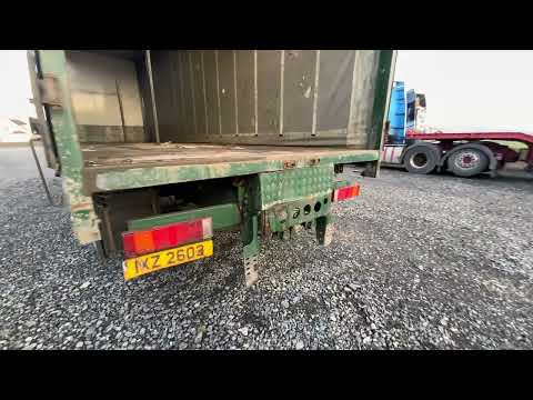 Iveco Stralis 26 TONNE REAR LIFT AXLE30ft  BODY. - Image 2