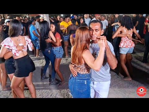 Forro arrochado no interior de esperantina-Pi,  localidade mulungus 