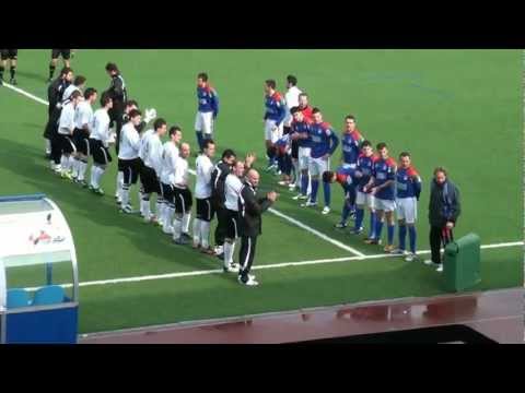 Imágenes del partido jugado en el Paloma el 15/04/2012 Santoña CF.  1 -  0 SD. Textil Escudo