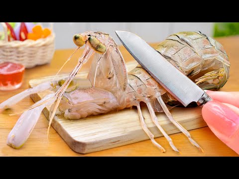 Catching Mantis Shrimp at Sea and Cooking in Miniature Kitchen with Mini Yummy - ASMR Food Video