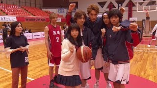 土屋太鳳、制服姿で見事なシュート!抜群の運動神経披露北村匠海、小関裕太らのナイスプレーも映画「春待つ僕ら」特別映像が公開
