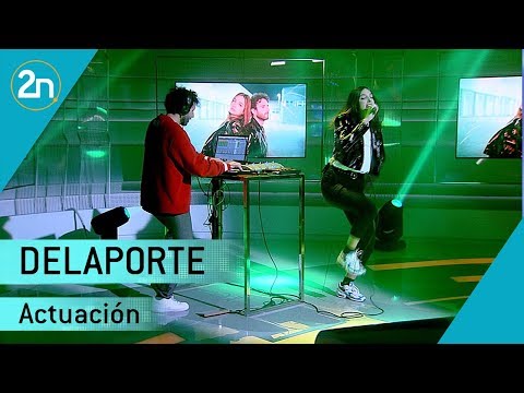 Delaporte cantan y tocan ‘Algo baila en mí’ | La 2 Noticias 04/02/2019