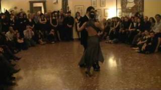 Silvia Toscano y Daniele Trovato impro Tango Catania - MuyLindoTango