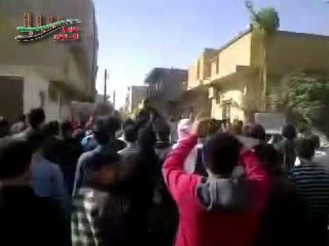 مظاهرة في مدينة البوكمال في ريف دير الزور في جمعة "تجميد العضوية"