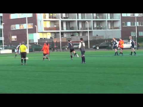 Opjestropdas.nl 6 dec 2014 DHSC 8 - VV De Meern 8 com 5-1 Kopduel