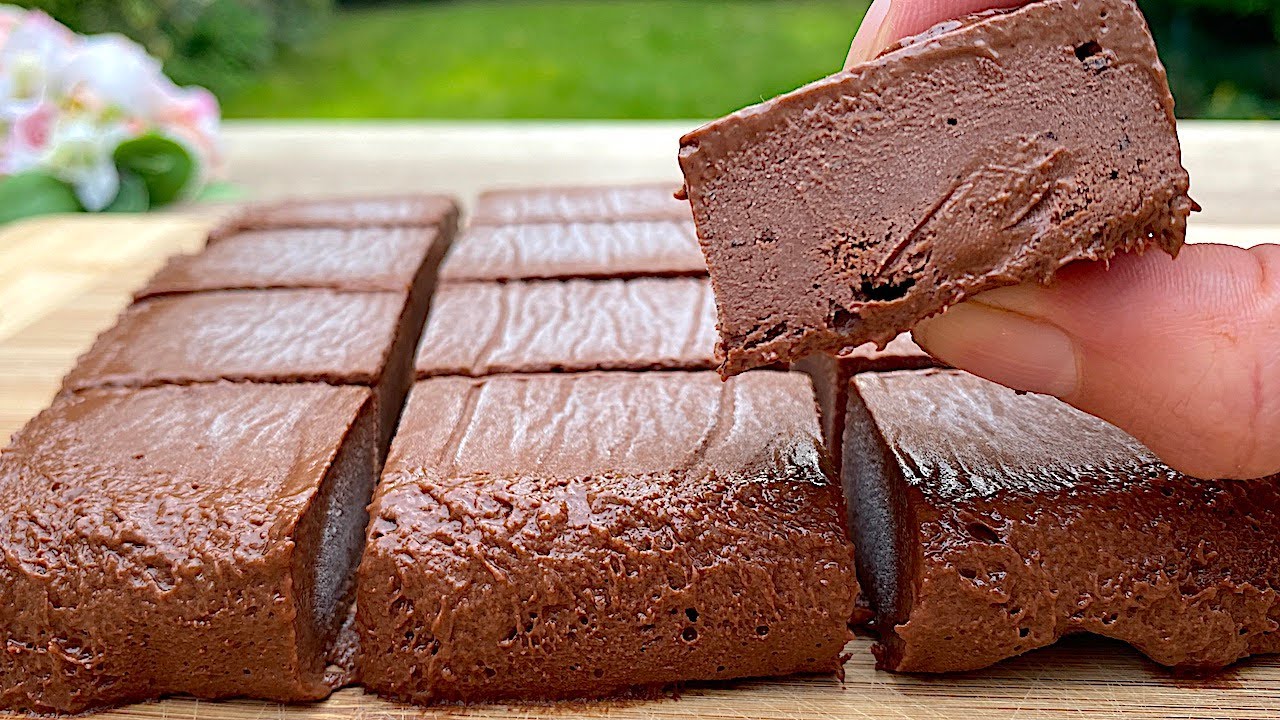 SENZA farina! Senza zucchero! SOLO 2 ingredienti! Dolce al cioccolato in 5 minuti! molto semplice!