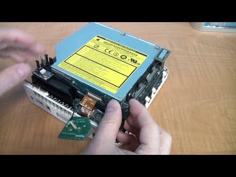 Mac Mini Core Duo - How to disassemble and upgrade Memory and Hard Drive A1176