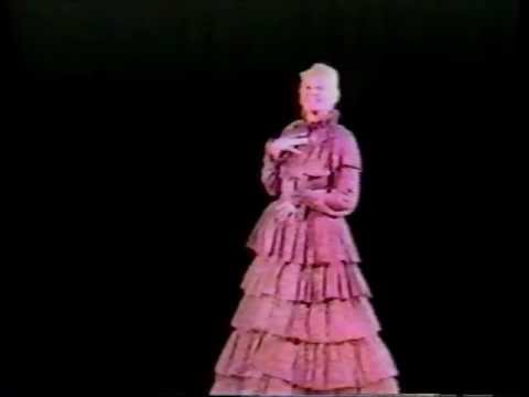 Elisabeth Ekornes sings Adele's Laughing Song (From 'Die Fiedermaus' - Johann Strauss)