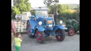 preview picture of video 'Lanz Bulldog-Traktoren (Bahnhofshocketse 2013, Neresheim)'