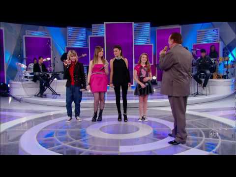 Tamara Angel, Nath Bacci, Mayra Novais e Letícia Dias cantam Avril Lavigne