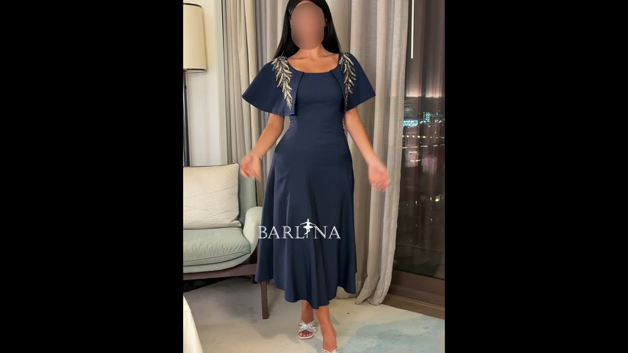 فستان كحلي ميدي بأكتاف مزينة بشك - XXL