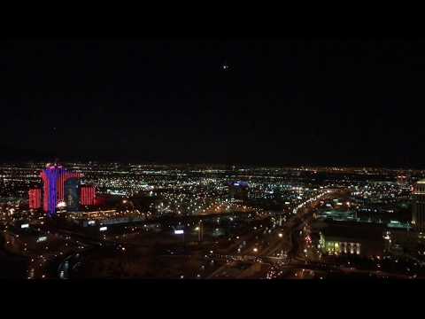 Skyline of fireworks 4K - Las Vegas - 07.04.2017