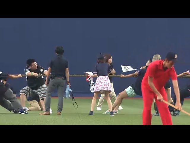 オリ達 vs. 千葉ロッテ男性ファンの綱引き対決!! 勝負の行方はいかに･･･ 2015/8/15 Bs-M