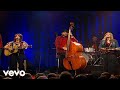 Bill & Gloria Gaither, The Isaacs - I Bring It to You [Live]