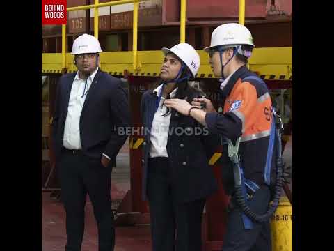 கோட் சூட்-டோடு தென் கொரியாவில் TN அமைச்சர்..!