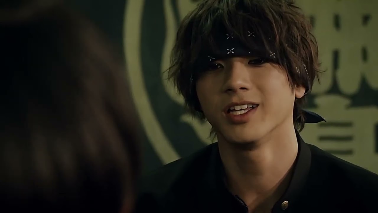 転校生は初日からいじめられ、その結果……