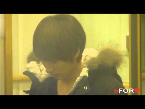 [Cam] 101123 Eunhyuk @ Kiss The Radio [5FOReunhyuk]