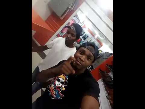 Hawapendi in the Shop