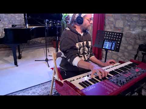 Nord C2 Dual Key + Softbag โ
ULTRA RARE from ยด70sโ
Professional Synthesizer/ Keyboard / Combo Organ โ
Cleaned & Full Checked โ
image 10