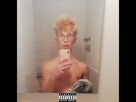 WaVyLaDy - ilovemylife (OFFICIAL VISUALIZER) (prod. reveries)