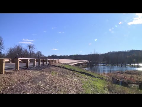Officials complete WIS-130 Lone Rock bridge, connecting Iowa, Richland and Sauk Counties