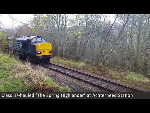 The Spring Highlander at Achterneed - Double-Headed by a Pair of Class 37s