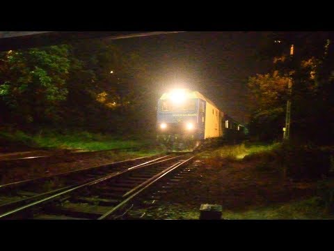 🎦🌙GM1324 + Trenul Dacia sosind zgomotos la Oradea (26 08 2019)