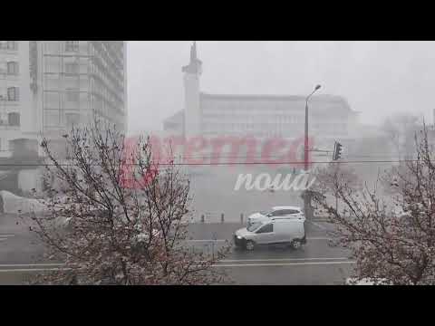 O furtună de zăpadă a lovit municipiul Vaslui. Vreme rea în tot județul