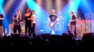 Johnny Quest (Thinks We&#39;re Sellouts), by Less Than Jake (@ Melkweg, June 2009)