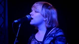 Lydia Loveless - &quot;Wine lips&quot; [HD] (Jerez 01-11-2013)