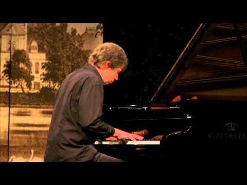 Modest Mussorgsky  Bilder einer Ausstellung / Pictures at an Exhibition