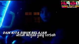 Download lagu Halo bosku 😎😎 mp3