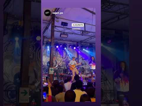 Laguna Pai feat Mc Bomgo -  Vamos con Fe Live en el Sargento Pimienta Barranco Lima Perú #livemusic