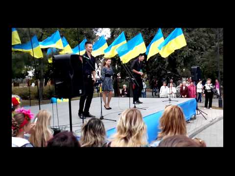 Mariupol: Gefechte und Geburtstagsparade [mit Videos]