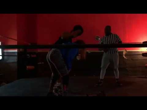 Violette vs Chris Valentine