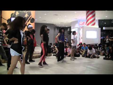 120330 KPOP Dance Off Vol 18 - Secret: Love Is Move