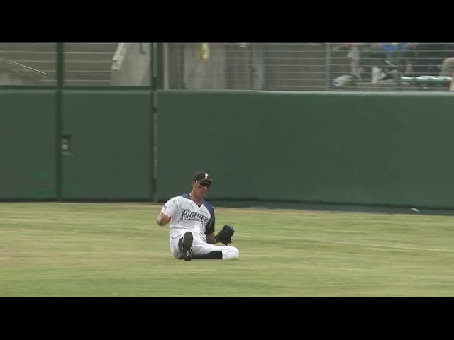 【4回表】ファイターズ・大田 華麗なスライディングキャッチ!! 2021/8/8 F-G(エキシビションマッチ)