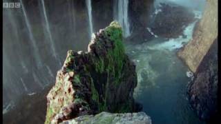 Zimbabwe's Victoria Falls - Wild Africa - BBC